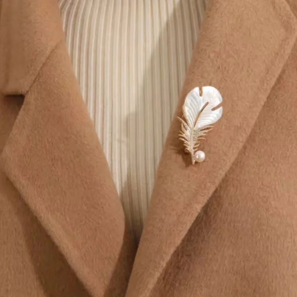 White Feather Pearl Crystal Leaf Brooch